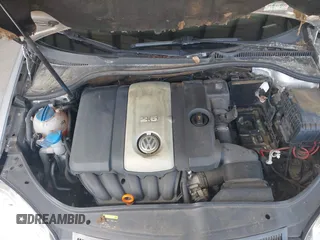 2005 Volkswagen Jetta 2.5 with VIN 3VWSG71K25M644310, listed as a IAAI auction lot 42697774 with 137,718 mi miles and . Bid and sale history available at DreamBid. Image 10.