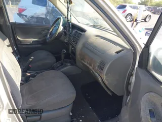 2000 Suzuki Grand Vitara z VIN JS3TE62V6Y4109305, wystawiony jako IAAI lot #41937744 z przebiegiem 255 231 mil mil oraz . Historia ofert i sprzedaży dostępna na DreamBid. Obrazek 5.