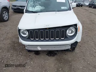 2017 Jeep Renegade Latitude z VIN ZACCJBBB4HPG04483, wystawiony jako IAAI lot #42252208 z przebiegiem 68 088 mil mil oraz . Historia ofert i sprzedaży dostępna na DreamBid. Obrazek 11.