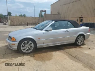2000 BMW 3 Series 323Ci with VIN WBABR3346YEK96555, listed as a Copart auction lot 65032315 with 120,307 mi miles and Salvage title. Bid and sale history available at DreamBid. Image 1.