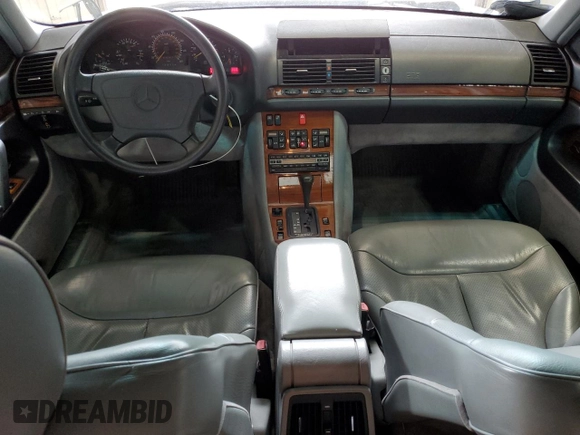 1992 Mercedes-Benz S 320 z VIN WDBGA32E4NA019320, wystawiony jako Copart lot #55062305 z przebiegiem 163 212 mil mil oraz Szkoda całkowita • Salvage title. Historia ofert i sprzedaży dostępna na DreamBid. Obrazek 8.