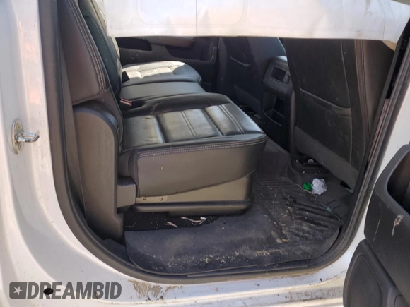 2019 GMC Sierra 2500HD Denali z VIN 1GT12SEY2KF106040, wystawiony jako Copart lot #54123885 z przebiegiem 153 684 mil mil oraz Szkoda całkowita • Salvage title. Historia ofert i sprzedaży dostępna na DreamBid. Obrazek 10.