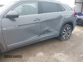 2021 Volkswagen Atlas SEL Premium R-Line с VIN 1V2FE2CA1MC213764, выставлен на аукционе IAAI как лот 41702906 с пробегом 48 957 миль миль и . История ставок и продаж доступна на DreamBid. Изображение 6.