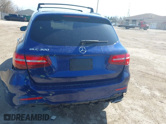 2017 Mercedes-Benz GLC with VIN WDC0G4JB8HF131862, listed as a IAAI auction lot 42109293 with 68,469 mi miles. Bid and sale history available at carsss.com. Image 17.