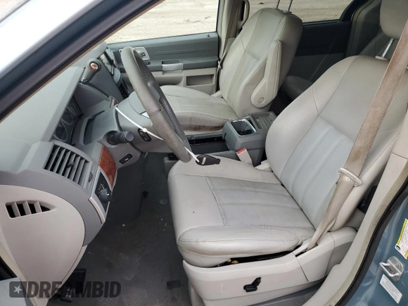 2008 Chrysler Town & Country Touring with VIN 2A8HR54P48R690598, listed as a Copart auction lot 59426895 with 230,738 mi miles and Salvage title. Bid and sale history available at DreamBid. Image 7.