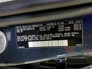 2024 Volvo S60 Plus Dark Theme z VIN 7JRL12FL7RG314435, wystawiony jako Copart lot #52197045 z przebiegiem 6 664 mil mil oraz Szkoda całkowita • Salvage title. Historia ofert i sprzedaży dostępna na DreamBid. Obrazek 14.