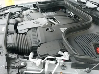 2025 Mercedes-Benz GLS 63 AMG z VIN 4JGFF8KE6SB283152, wystawiony jako IAAI lot #42417677 z przebiegiem 6 445 mil mil oraz . Historia ofert i sprzedaży dostępna na DreamBid. Obrazek 19.