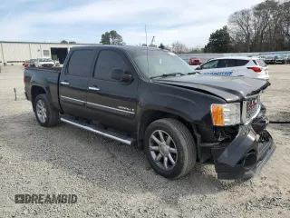 2008 GMC Sierra Denali z VIN 2GTEK638881333440, wystawiony jako Copart lot #47621115 z przebiegiem 191 529 mil mil oraz Szkoda całkowita • Salvage title. Historia ofert i sprzedaży dostępna na DreamBid. Obrazek 4.