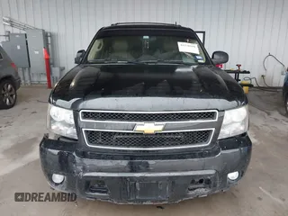 2014 Chevrolet Tahoe LT z VIN 1GNSCBE01ER190342, wystawiony jako IAAI lot #41578109 z przebiegiem 204 781 mil mil oraz . Historia ofert i sprzedaży dostępna na DreamBid. Obrazek 12.