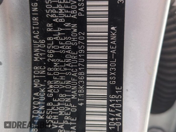 2007 Toyota Avalon XL z VIN 4T1BK36B17U195702, wystawiony jako Copart lot #58081355 z przebiegiem Nie podano mil oraz Szkoda całkowita • Salvage title. Historia ofert i sprzedaży dostępna na DreamBid. Obrazek 12.