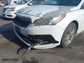 2017 Hyundai Sonata SE with VIN 5NPE24AF2HH532228, listed as a IAAI auction lot 41141647 with 240,024 mi miles. Bid and sale history available at carsss.com. Image 6.