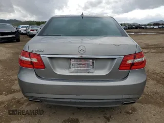 2010 Mercedes-Benz E-Class E 350 Luxury with VIN WDDHF5GB3AA103498, listed as a Copart auction lot 49733685 with 117,195 mi miles and Salvage Title. Bid and sale history available at carsss.com. Image 6.