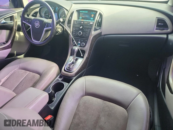2014 Buick Verano z VIN 1G4PP5SK3E4137063, wystawiony jako Copart lot #63162545 z przebiegiem 197 845 mil mil oraz Czysty tytuł • Clean title. Historia ofert i sprzedaży dostępna na DreamBid. Obrazek 8.