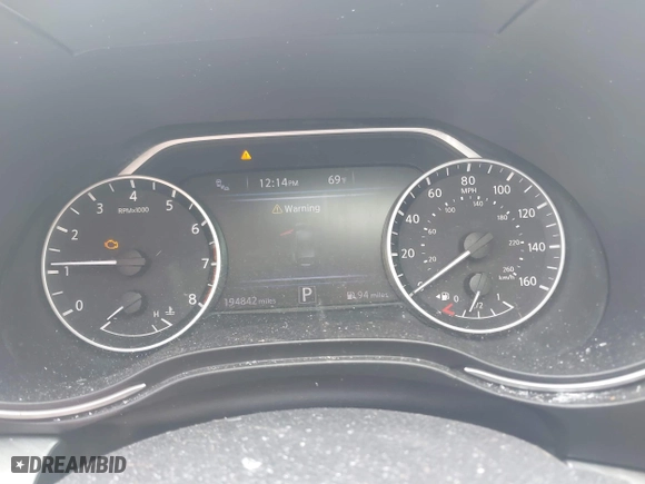 2018 Nissan Maxima SL with VIN 1N4AA6AP8JC367136, listed as a IAAI auction lot 41857921 with 194,842 mi miles. Bid and sale history available at carsss.com. Image 7.