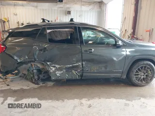 2020 GMC Terrain SLT z VIN 3GKALVEX9LL160887, wystawiony jako IAAI lot #42320027 z przebiegiem 63 044 mil mil oraz . Historia ofert i sprzedaży dostępna na DreamBid. Obrazek 6.