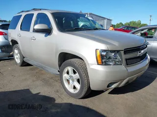 2007 Chevrolet Tahoe LT с VIN 1GNFK13097R174619, выставлен на аукционе IAAI как лот 42335491 с пробегом 207 265 миль миль и . История ставок и продаж доступна на DreamBid. Изображение 1.