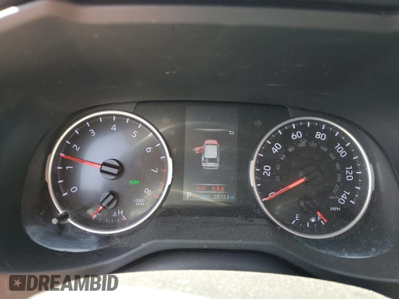 2021 Toyota RAV4 XLE Premium with VIN 2T3C1RFV0MW153089, listed as a Copart auction lot 60759615 with 28,153 mi miles and Salvage title. Bid and sale history available at DreamBid. Image 9.