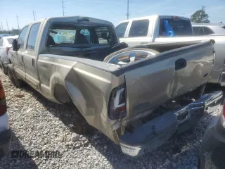 2001 Ford F-250 XL with VIN 3FTNW20F61MA43437, listed as a Copart auction lot 45398465 with 366,698 mi miles and Salvage title. Bid and sale history available at DreamBid. Image 2.