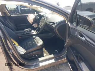 2018 Ford Fusion SE with VIN 3FA6P0HD6JR255644, listed as a IAAI auction lot 42021447 with 122,022 mi miles. Bid and sale history available at carsss.com. Image 5.