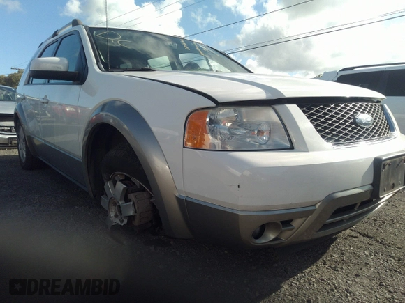 2007 Ford Freestyle SEL with VIN 1FMDK05107GA00011, listed as a IAAI auction lot 39013586 with 110,056 mi miles and . Bid and sale history available at DreamBid. Image 6.