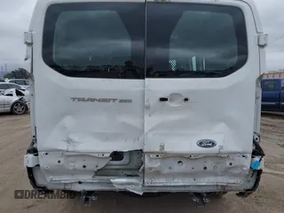 2019 Ford Transit с VIN 1FTYR1ZM0KKA86342, выставлен на аукционе IAAI как лот 42136774 с пробегом 184 618 миль миль и . История ставок и продаж доступна на DreamBid. Изображение 6.