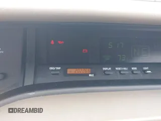 2000 Toyota Avalon XL z VIN 4T1BF28B6YU036865, wystawiony jako IAAI lot #42402305 z przebiegiem 202 265 mil mil oraz . Historia ofert i sprzedaży dostępna na DreamBid. Obrazek 7.