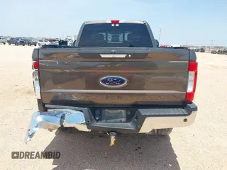 2017 Ford F-250 Lariat с VIN 1FT7W2BT6HEC24808, выставлен на аукционе IAAI как лот 42385098 с пробегом 82 094 миль миль и . История ставок и продаж доступна на DreamBid. Изображение 16.
