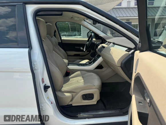 2015 Land Rover Range Rover Evoque Pure Plus with VIN SALVP2BG0FH061911, listed as a Copart auction lot 60347645 with 209,817 mi miles and Clean title. Bid and sale history available at DreamBid. Image 5.