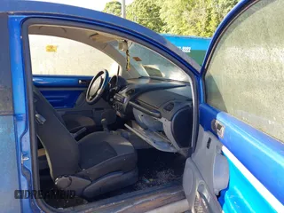 1999 Volkswagen Beetle GLS with VIN 3VWCC21C8XM426984, listed as a IAAI auction lot 42285973 with Not provided miles and . Bid and sale history available at DreamBid. Image 5.