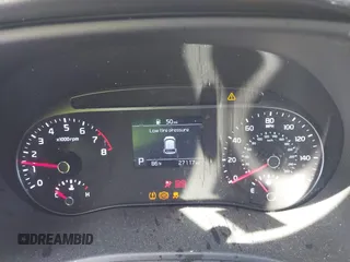 2021 Kia Soul S with VIN KNDJ23AU5M7792614, listed as a IAAI auction lot 41894118 with 27,117 mi miles and . Bid and sale history available at DreamBid. Image 7.