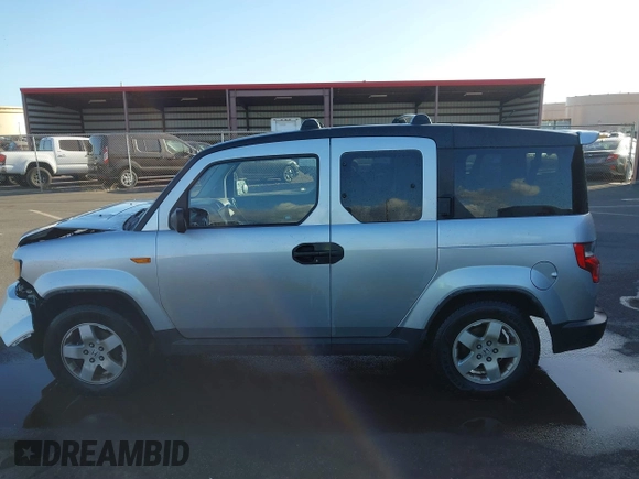 2011 Honda Element LX with VIN 5J6YH1H30BL001239, listed as a IAAI auction lot 41146543 with 98,302 mi miles and . Bid and sale history available at DreamBid. Image 14.