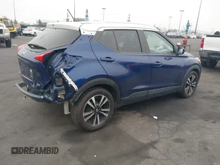 2020 Nissan Kicks SV with VIN 3N1CP5CV2LL501138, listed as a IAAI auction lot 42140257 with 56,959 mi miles. Bid and sale history available at carsss.com. Image 4.