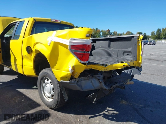 2014 Ford F-150 XL with VIN 1FTFX1EF2EKE47983, listed as a IAAI auction lot 40238853 with 113,029 mi miles. Bid and sale history available at carsss.com. Image 6.