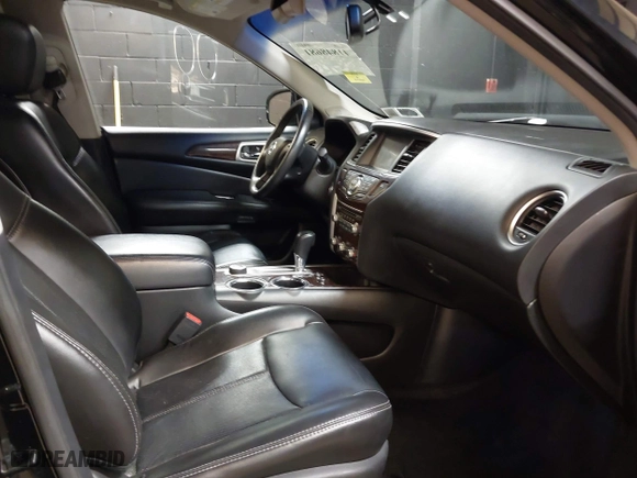 2014 Nissan Pathfinder S with VIN 5N1AR2MM3EC699242, listed as a IAAI auction lot 41848681 with 91,758 mi miles. Bid and sale history available at carsss.com. Image 5.