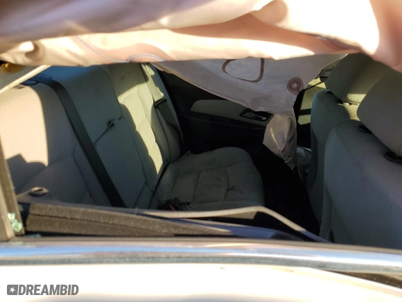 2014 Chevrolet Cruze 1LT with VIN 1G1PC5SB9E7294393, listed as a Copart auction lot 88645355 with 100,044 mi miles and Salvage Title. Bid and sale history available at carsss.com. Image 10.
