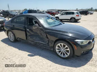 2018 BMW 3 Series 320i xDrive with VIN WBA8A3C52JA494542, listed as a Copart auction lot 52890895 with 80,528 mi miles and Clean Title. Bid and sale history available at carsss.com. Image 4.
