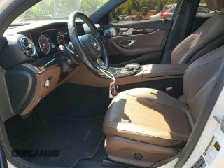 2017 Mercedes-Benz E 300 Luxury с VIN WDDZF4KB0HA039355, выставлен на аукционе Copart как лот 65951505 с пробегом Не указан миль и Списание • Salvage title. История ставок и продаж доступна на DreamBid. Изображение 7.