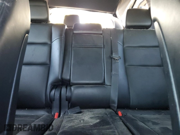 2024 Dodge Durango GT Plus z VIN 1C4RDJDG0RC153143, wystawiony jako Copart lot #49667645 z przebiegiem 25 231 mil mil oraz Nie do naprawy • Non repairable. Historia ofert i sprzedaży dostępna na DreamBid. Obrazek 10.