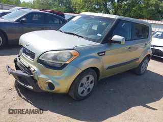 2013 Kia Soul with VIN KNDJT2A56D7606630, listed as a IAAI auction lot 42010848 with 120,050 mi miles and . Bid and sale history available at DreamBid. Image 2.