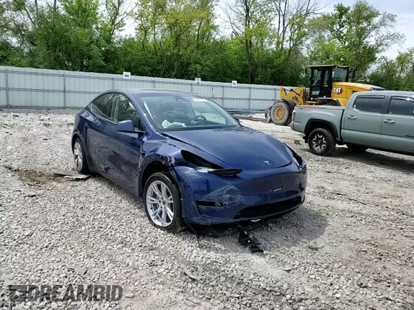 2024 Tesla Model Y Long Range с VIN 7SAYGDEE8RA270862, выставлен на аукционе Copart как лот 58099875 с пробегом 24 856 миль миль и На запчасти • Non repairable. История ставок и продаж доступна на DreamBid. Изображение 14.