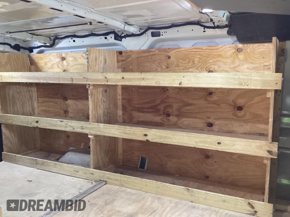 2018 Ford Transit с VIN 1FTYR1ZG4JKA34091, выставлен на аукционе IAAI как лот 42650298 с пробегом 177 181 миль миль и . История ставок и продаж доступна на DreamBid. Изображение 26.