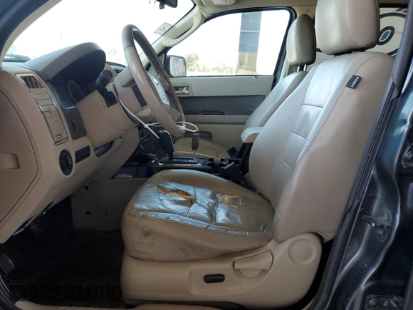 2010 Ford Escape Hybrid z VIN 1FMCU5K30AKA77460, wystawiony jako Copart lot #56363305 z przebiegiem 294 973 mil mil oraz Czysty tytuł • Clean title. Historia ofert i sprzedaży dostępna na DreamBid. Obrazek 7.