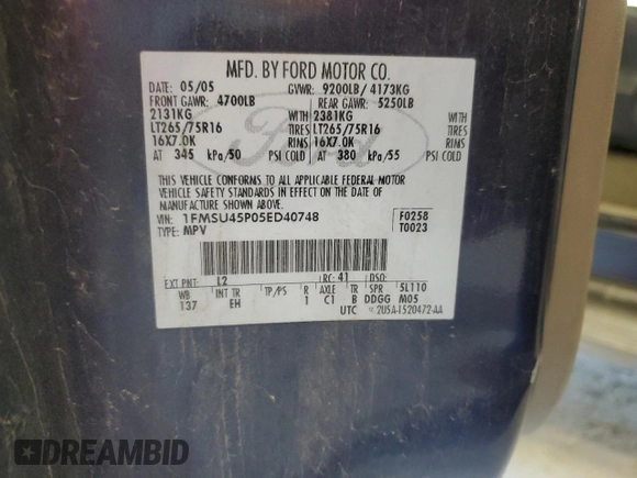 2005 Ford Excursion Eddie Bauer z VIN 1FMSU45P05ED40748, wystawiony jako Copart lot #55060805 z przebiegiem 286 908 mil mil oraz Szkoda całkowita • Salvage title. Historia ofert i sprzedaży dostępna na DreamBid. Obrazek 13.