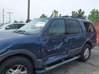 2006 Ford Expedition Special Service z VIN 1FMPU15566LA25999, wystawiony jako IAAI lot #42158982 z przebiegiem 176 274 mil mil oraz . Historia ofert i sprzedaży dostępna na DreamBid. Obrazek 6.