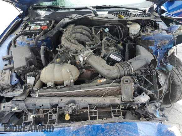 2017 Ford Mustang V6 z VIN 1FA6P8AM8H5286755, wystawiony jako Copart lot #53948355 z przebiegiem 89 888 mil mil oraz Szkoda całkowita • Salvage title. Historia ofert i sprzedaży dostępna na DreamBid. Obrazek 11.