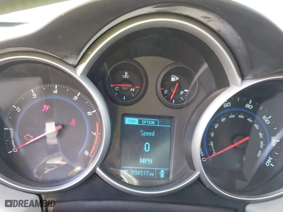 2014 Chevrolet Cruze LS with VIN 1G1PA5SG3E7270009, listed as a IAAI auction lot 40033837 with 94,577 mi miles. Bid and sale history available at carsss.com. Image 7.