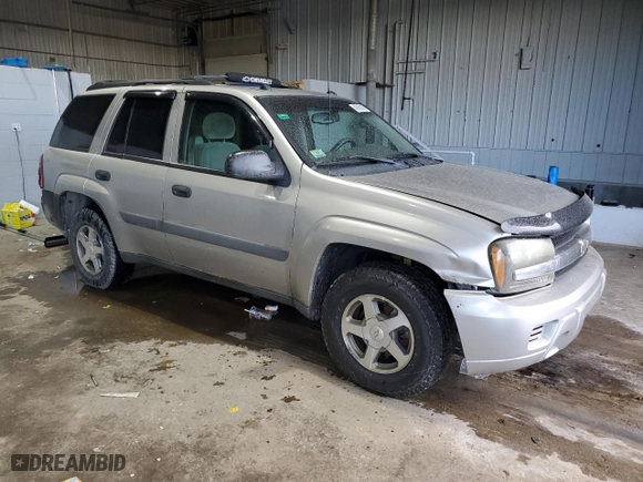 2005 Chevrolet TrailBlazer LS with VIN 1GNDT13S052294210, listed as a Copart auction lot 46903065 with NaN miles and Salvage Title. Bid and sale history available at carsss.com. Image 4.
