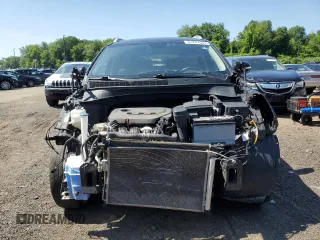 2017 Kia Sorento LX with VIN 5XYPGDA33HG192983, listed as a Copart auction lot 61721335 with 115,758 mi miles and Salvage title. Bid and sale history available at DreamBid. Image 5.