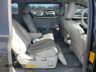 2014 Toyota Sienna Limited z VIN 5TDDK3DC5ES083494, wystawiony jako Copart lot #88325745 z przebiegiem 130 476 mil mil oraz Szkoda całkowita • Salvage title. Historia ofert i sprzedaży dostępna na DreamBid. Obrazek 11.