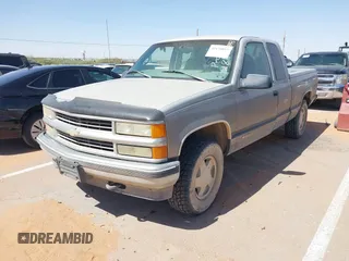 1998 Chevrolet Silverado 1500 with VIN 2GCEK19R4W1134434, listed as a IAAI auction lot 42170893 with 112,551 mi miles and . Bid and sale history available at DreamBid. Image 2.